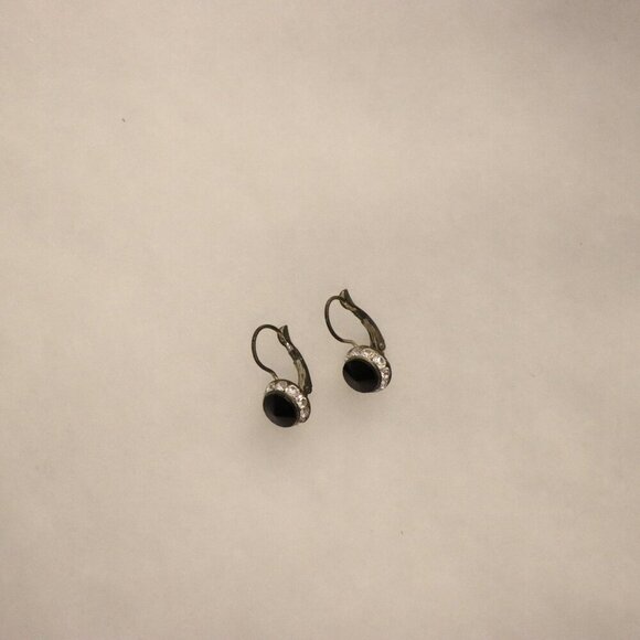 Vintage black round disk with sparkle studs - Picture 4 of 4